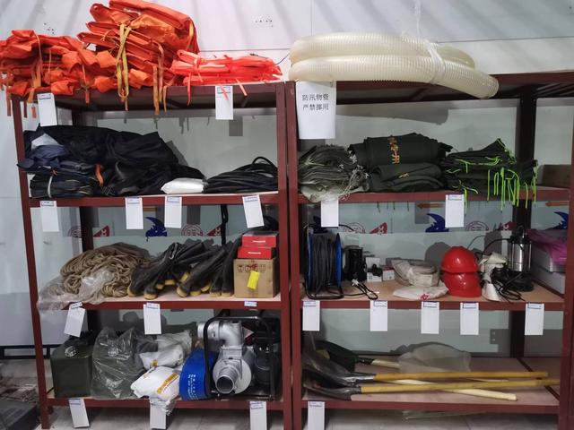 防汛物資|防洪物資廠家|防汛設(shè)備|防汛器材|應急救援物資|防洪防汛應急物資儲備|防汛應急物資