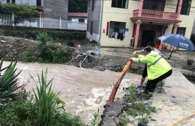 新晃|堅守防汛一線，保群眾平安