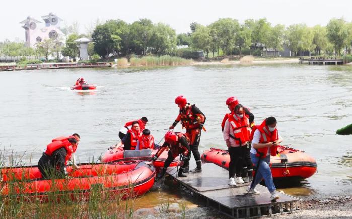 以練備戰(zhàn)，來看全省這場100余人的防汛演練！